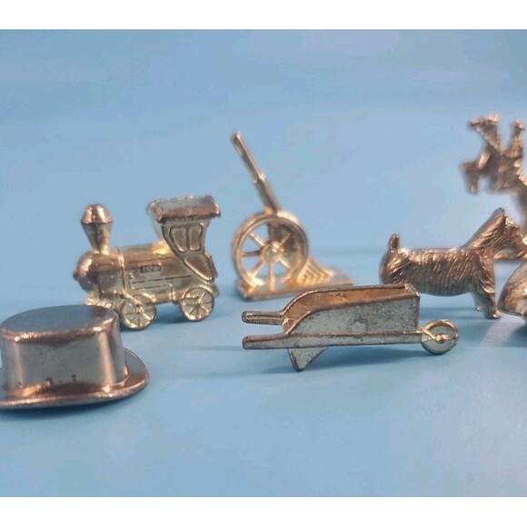 Monopoly Replacement Gold Tone Tokens 12 PcCollectible Metal Board Game Parts - Picture 4 of 6
